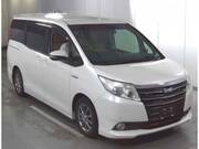 2014 TOYOTA NOAH