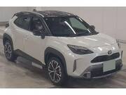 2025 TOYOTA YARIS CROSS