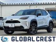 2025 TOYOTA YARIS CROSS