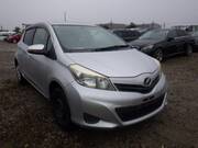 2011 TOYOTA VITZ F