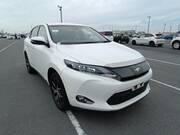 2017 TOYOTA HARRIER PREMIUM STYLE ASH