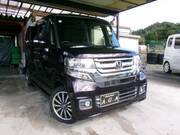 2017 HONDA N-BOX CUSTOM