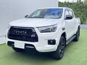 2023 TOYOTA HILUX