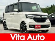 2017 HONDA N-BOX CUSTOM