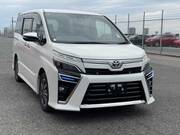 2019 TOYOTA VOXY ZS KIRAMEKI II