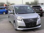 2015 TOYOTA NOAH X