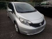 2015 NISSAN NOTE X