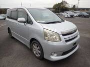 2010 TOYOTA NOAH S G EDITION