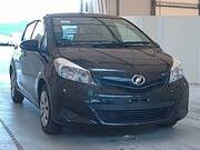 2013 TOYOTA VITZ U