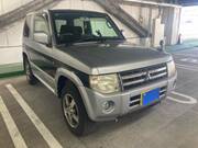 2010 MITSUBISHI PAJERO MINI XR