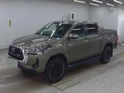 2022 TOYOTA HILUX Z