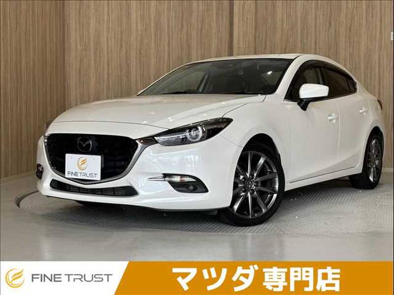 -AXELA (MAZDA3)