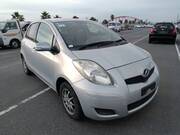 2008 TOYOTA VITZ F
