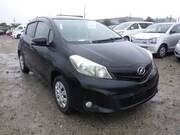 2013 TOYOTA VITZ F CIEL