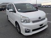 2012 TOYOTA VOXY ZS KIRAMEKI II