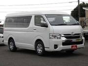 2025 TOYOTA HIACE WAGON