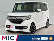 2018 HONDA N-BOX CUSTOM