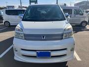 2006 TOYOTA VOXY