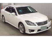 2011 TOYOTA CROWN