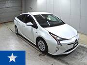 2017 TOYOTA PRIUS S