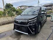 2019 TOYOTA VOXY