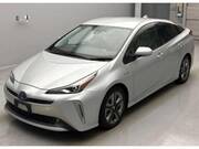 2019 TOYOTA PRIUS