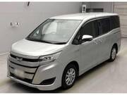 2019 TOYOTA NOAH HYBRID X