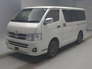 2013 TOYOTA HIACE VAN