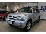2005 MITSUBISHI PAJERO