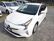 2018 TOYOTA PRIUS S