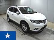 2015 NISSAN X-TRAIL