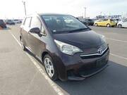 2011 TOYOTA RACTIS G