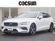 2020 VOLVO V60
