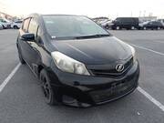 2011 TOYOTA VITZ F