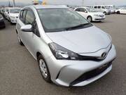 2015 TOYOTA VITZ F