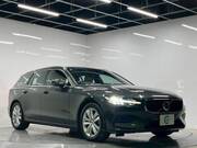 2018 VOLVO V60