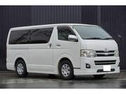 2011 TOYOTA HIACE VAN