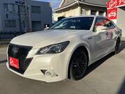 2014 TOYOTA CROWN HYBRID