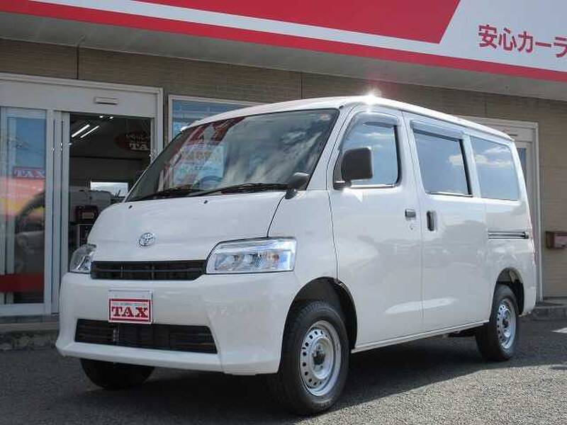 -TOWNACE VAN