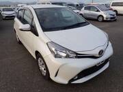 2015 TOYOTA VITZ
