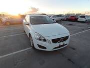 2013 VOLVO S60