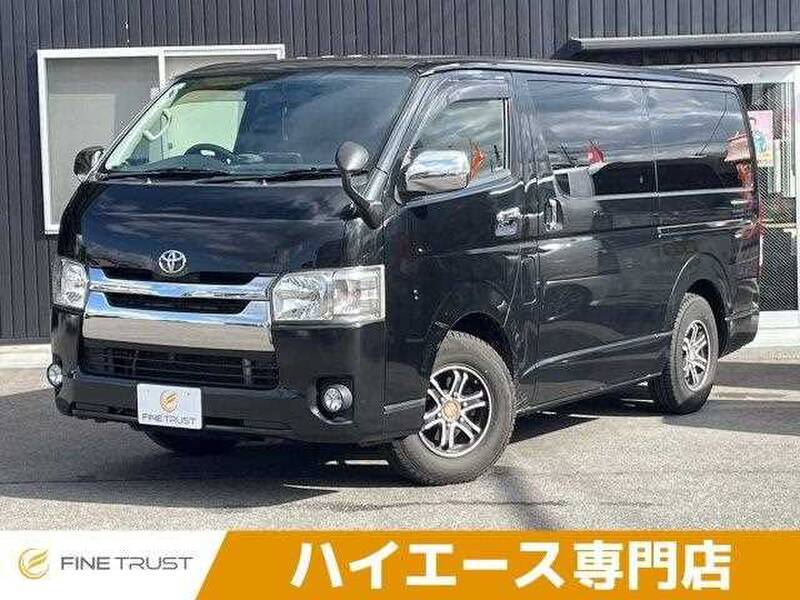 -HIACE VAN