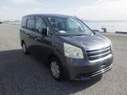 2010 TOYOTA NOAH X SMART EDITION