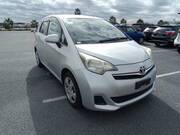 2011 TOYOTA RACTIS G