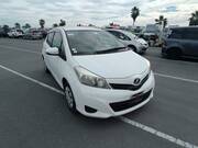 2012 TOYOTA VITZ F