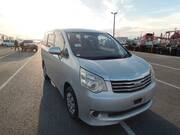 2012 TOYOTA NOAH X SMART EDITION