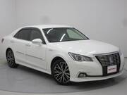 2016 TOYOTA CROWN HYBRID