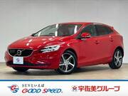 2018 VOLVO V40