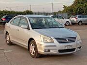 2005 TOYOTA PREMIO F