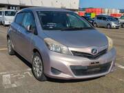 2011 TOYOTA VITZ U
